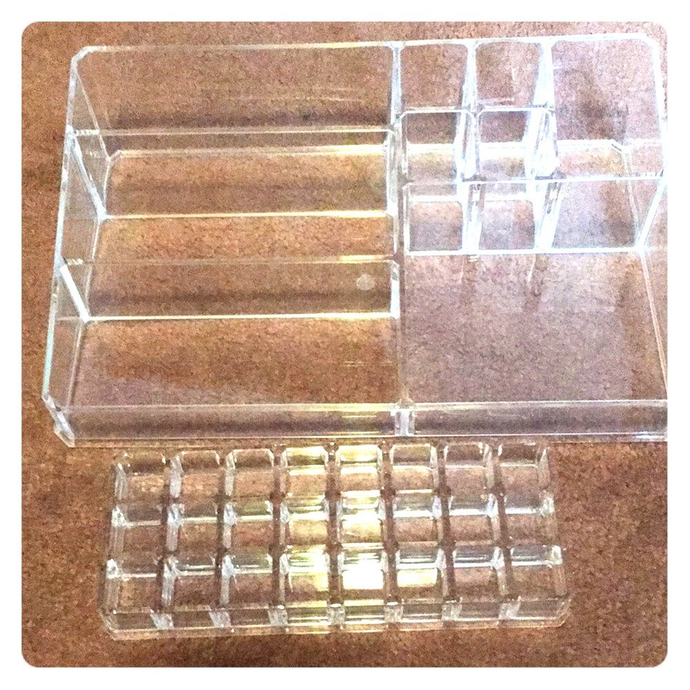 Clear acrylic lipstick holder and cosmetic tray